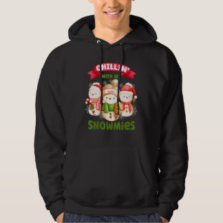 Chillen mit meinen Schneefreunden drei Schneemann  Hoodie