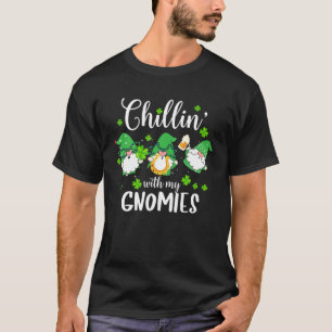 Chilliin with Irish Gnome St Patrick Day Boy Men K T-Shirt