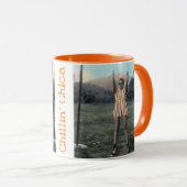 Chillin' Chica- Orange Tasse (VorderseiteRechts)