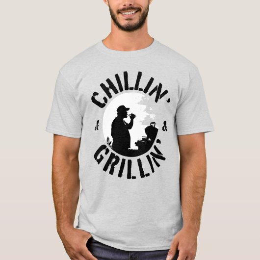 Chillin’ & Grillin’ Schwarze Briefmarke T-Shirt (Vorderseite)