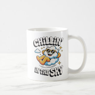 Chillin' in der Sky Cloud-Grafik für Entspannung Kaffeetasse