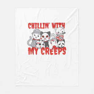 Chillin mit meinen Creeps Katzenklumpen Horror Kil Fleecedecke
