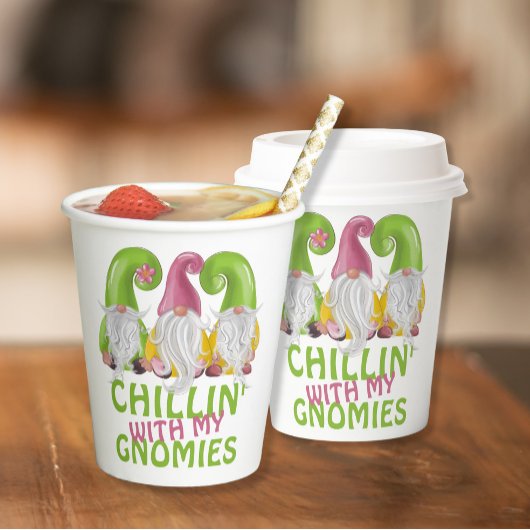 Chillin mit meinen Gnomen gewinnt Spaß Pappbecher
