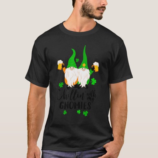 Chillin With My Gnomies Beer St Patricks Day Shamr T-Shirt (Vorderseite)