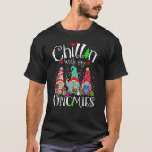 Chillin With My Gnomies Christmas Red Gnomes Plaid T-Shirt (Vorderseite)