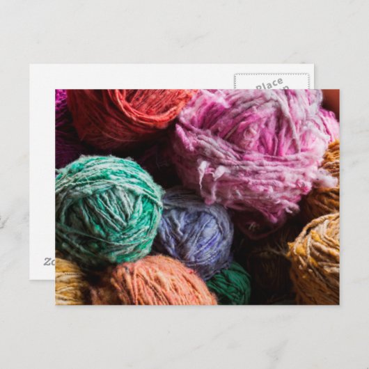 Chilöwool yarn dyed with natural dyes postkarte (Vorne/Hinten)