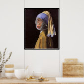 Chimp mit Perlenohrring Poster (Küche)