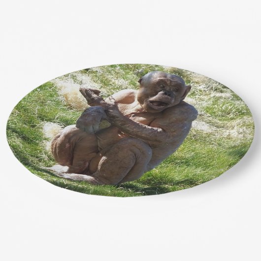 CHIMPANZEE PAPPTELLER (Schrägansicht)