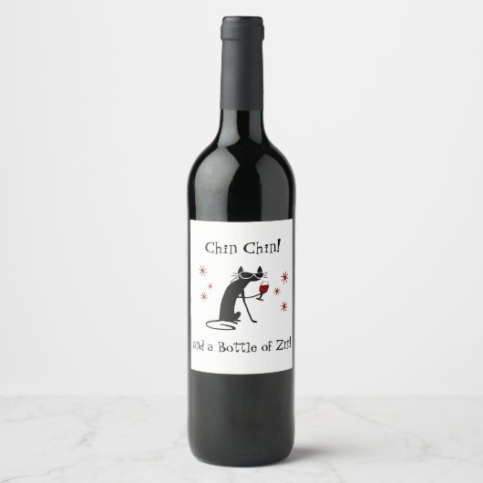 Chin Chin und eine Flasche Zin Funny Wine Cat Weinetikett (Vorderseite)