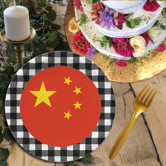 China, Büffel, karierte und chinesische Flagge Pappteller