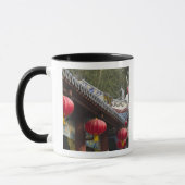 CHINA, Chongqing-Provinz, Fengdu. Fengdu Geist Tasse (Links)