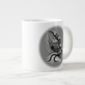 China Dragon im Tattoostil Jumbo-Tasse (Vorderseite Rechts)