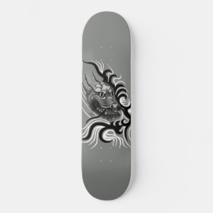 China Dragon im Tattoostil Skateboard