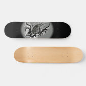 China Dragon im Tattoostil Skateboard (Horizontal)
