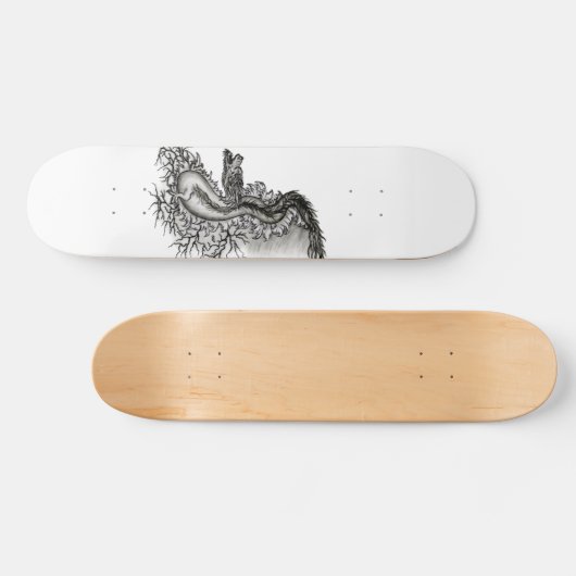 China Dragon, Schwarzweiß-Design in Tattoostyl Skateboard (Horizontal)