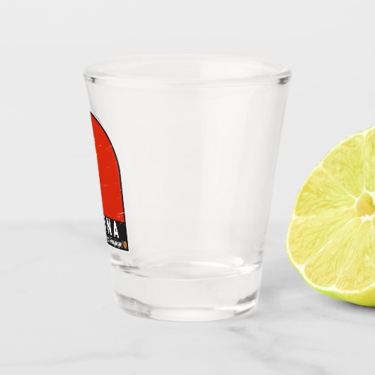 China-Flag-Emblem beeinträchtigt Vintag Schnapsglas (Rechts)