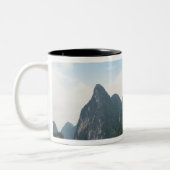 China, Guilin, Li River, Binnenschiffe Zweifarbige Tasse (Links)