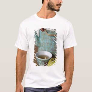 China, Hongkong. Traditionelle chinesische Teekann T-Shirt