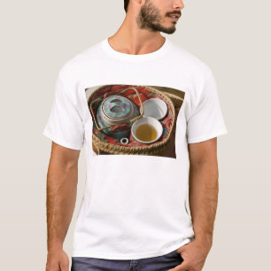 China, Hongkong. Traditionelle chinesische Teekann T-Shirt
