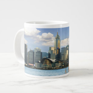 China; Hongkong; Victoria Harbour HafenA Jumbo-Tasse