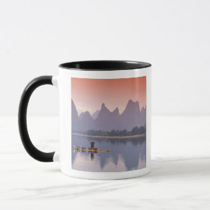 China, Li-Fluss. Ein einzelner Kormoranfischer. Tasse