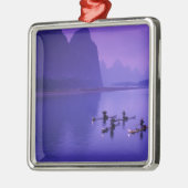 China, Li River. Kormorane Ornament Aus Metall (Links)