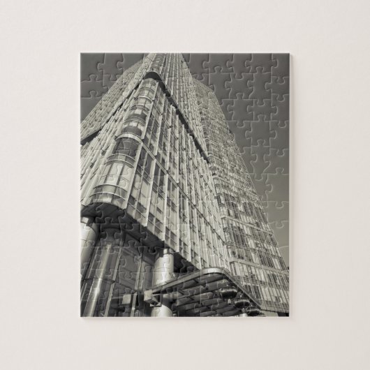 China, Peking, Bezirk Chaoyang. Fortune Plaza 2 Puzzle (Vertikal)