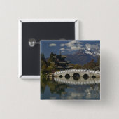 CHINA, Provinz Yunnan, Lijiang. Alt Lijiang Button (Vorne & Hinten)
