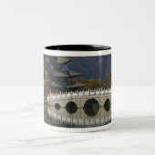 CHINA, Provinz Yunnan, Lijiang. Alt Lijiang Zweifarbige Tasse (Mittel)