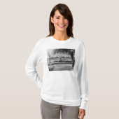 China-Scherer-Liegeplatz auf hawaiischer Insel T-Shirt (Vorne ganz)