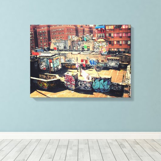 Chinatown Rooftop Graffiti Leinwanddruck (Insitu (Holzboden))