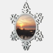 Chincoteague Sunset II Virginia Landschaft Schneeflocken Zinn-Ornament (Rechts)