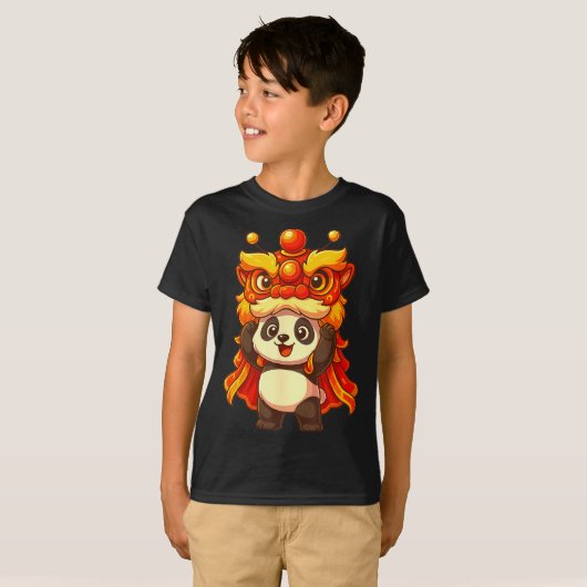 Chinese Lunar New Year Lion Dance Cute Panda China T-Shirt (Vorne ganz)