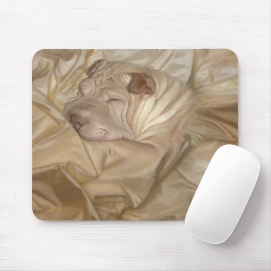 Chinese Shar Pei getarnt in den Falten Mousepad (Mit Mouse)