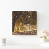 Chinesische Brücke im Schnee. Quadratische Wanduhr (Zuhause)