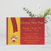 Chinesischer Drache und Feuerwehrleute des neuen J Einladung (Stehend Vorderseite)