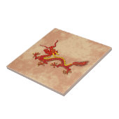 Chinesischer Rot-und Golddrache, der Trivet Fliese (Seite)