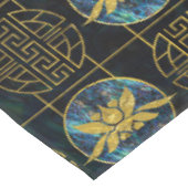 Chinesisches goldenes LuxusLotus auf Ohrschnecke Tischdecke (Schrägansicht)