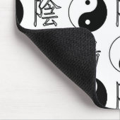 Chinesisches Muster des weißen Yinyang-Symbols Mousepad (Ecke)