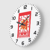 Chinesisches rotes Umschlagdesign mit Wohlstandssy Große Wanduhr (Winkel)