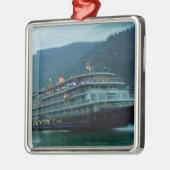 Chinesisches touristisches Boot im Fluss Yangtz Ornament Aus Metall (Links)