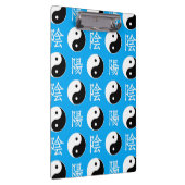 Chinesisches Yinyang-Muster mit blauem Hintergrund Klemmbrett (Rechts)