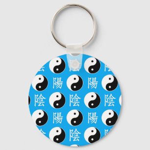 Chinesisches Yinyang-Muster mit blauem Hintergrund Schlüsselanhänger