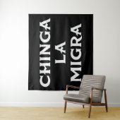 Chinga LA Migra Wandteppich (Beispiel)