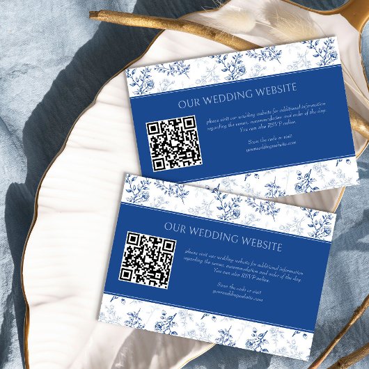 Chinoiserie Blue Floral Wedding Website QR Code Begleitkarte