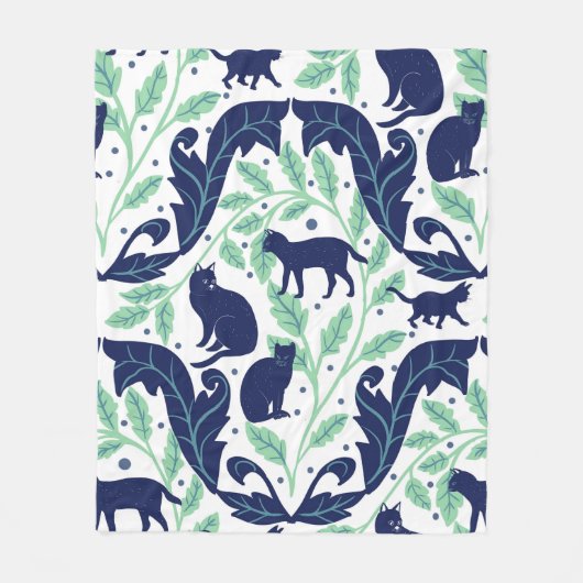 Chinoiserie Blue Mint Black Cat-Whimsical Fleecedecke (Vorderseite)