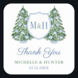 Chinoiserie Chic Christmas Tree Wedding Logo Gefal Quadratischer Aufkleber<br><div class="desc">Dieses klassische Dankeschön- oder Willkommensticker-Design eignet sich perfekt für eine schicke Weihnachtsfeier und bietet ein schlichtes und elegantes Wappen-Monogramm mit einem stilisierten Weihnachtsbaum auf jeder Seite. Der Baum ist mit blauen und weißen Chinoiserie Baubles dekoriert. Die Aquarellelemente wurden von Ihnen in Aquarellfarben auf 100% Baumwollpapier handgemalt und in digitaler Form...</div>