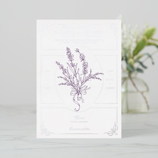 Chinoiserie Lavender Bouquet Viktorianische Hochze Folieneinladung (Stehend vorne)