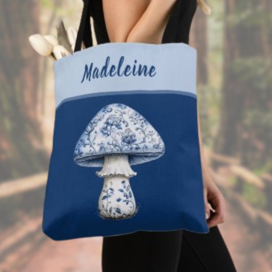 Chinoiserie Mushroom iBlue White on Navy Monogram  Tasche