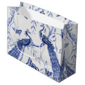Chinoiserie Peacock Floral Navy Blauer Brautparty Große Geschenktüte (Vorderseite Schrägansicht)
